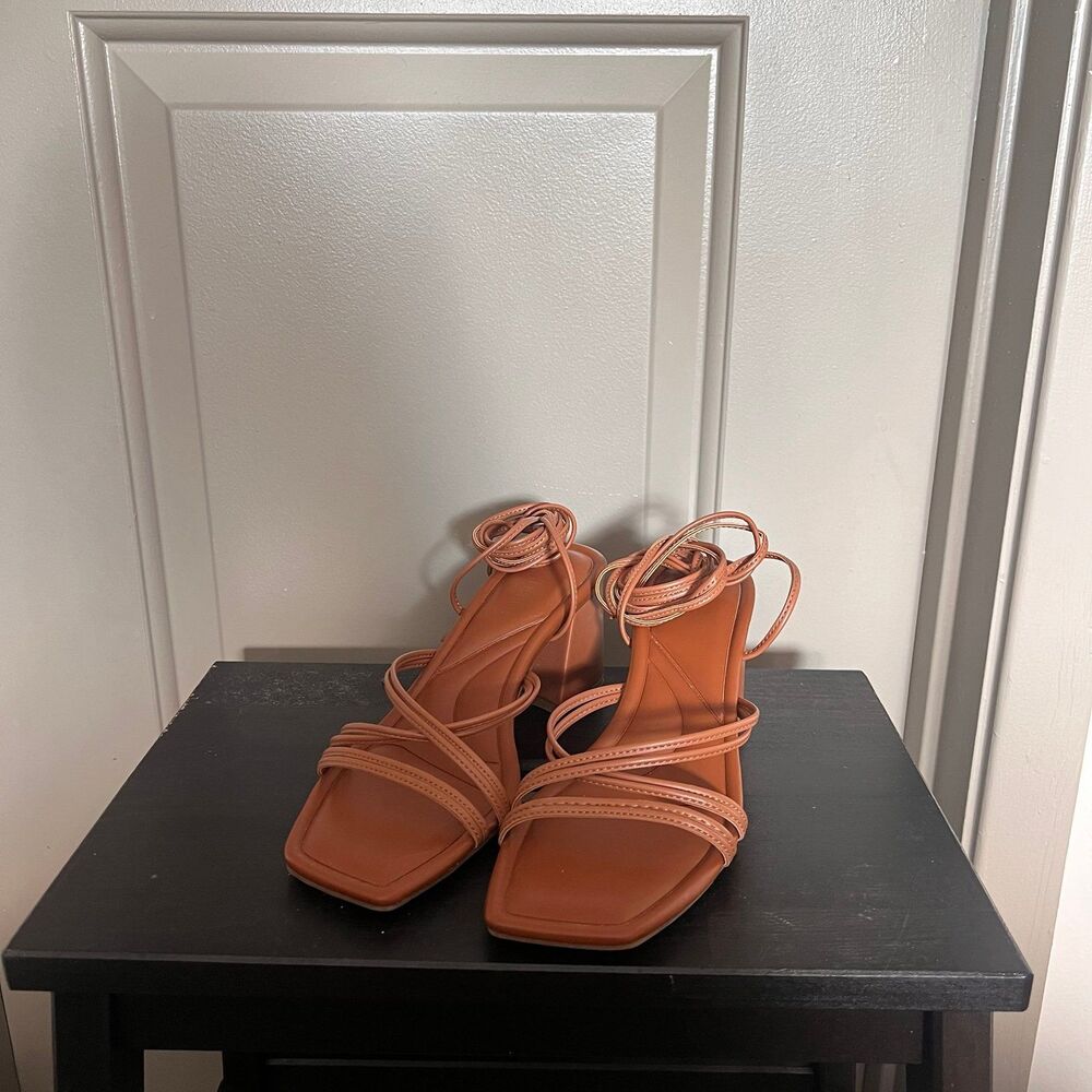 Marc Fisher Brown Cognac Lace Up Block Heel Sandals Size 6.5